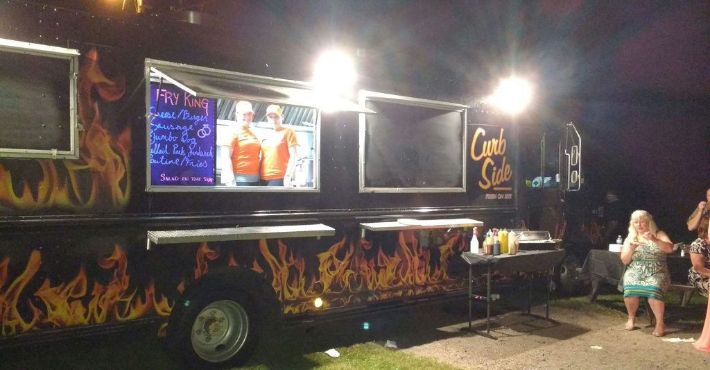 late night food truck curb side